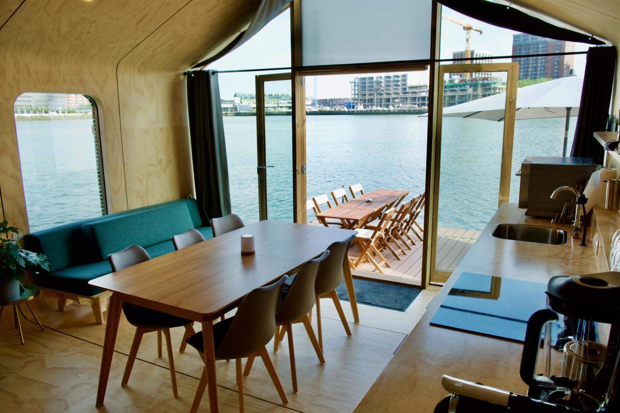 Wikkelboats At Floating Rotterdam Rijnhaven Villa Exteriör bild